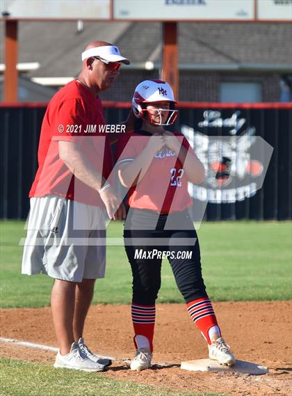 Thumbnail 1 in Wagoner @ Hilldale photogallery.