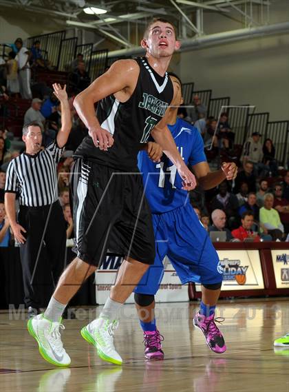 Thumbnail 2 in Capital Christian vs. Jackson (MaxPreps Holiday Classic Invitational Championship) photogallery.