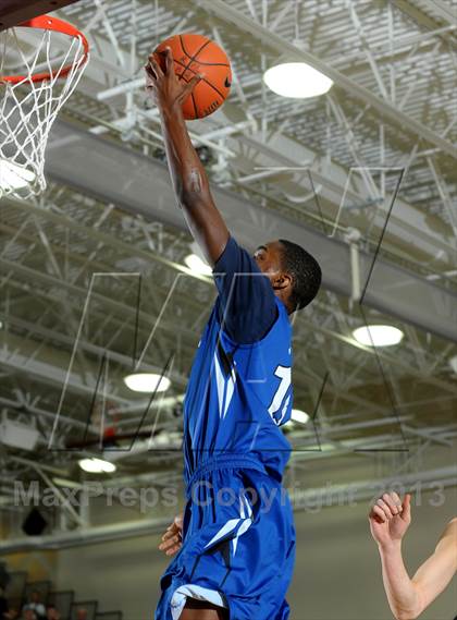 Thumbnail 2 in Capital Christian vs. Jackson (MaxPreps Holiday Classic Invitational Championship) photogallery.