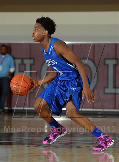 Thumbnail 3 in Capital Christian vs. Jackson (MaxPreps Holiday Classic Invitational Championship) photogallery.
