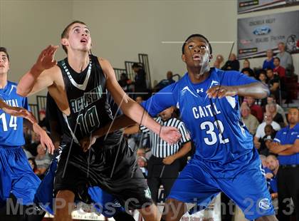 Thumbnail 3 in Capital Christian vs. Jackson (MaxPreps Holiday Classic Invitational Championship) photogallery.