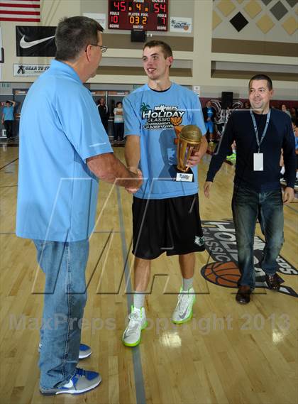 Thumbnail 1 in Capital Christian vs. Jackson (MaxPreps Holiday Classic Invitational Championship) photogallery.
