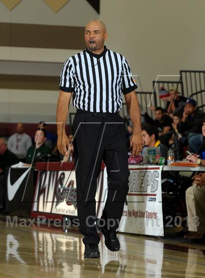 Thumbnail 3 in Capital Christian vs. Jackson (MaxPreps Holiday Classic Invitational Championship) photogallery.
