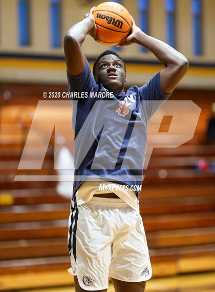 Thumbnail 2 in Terry Sanford vs. Pine Forest photogallery.