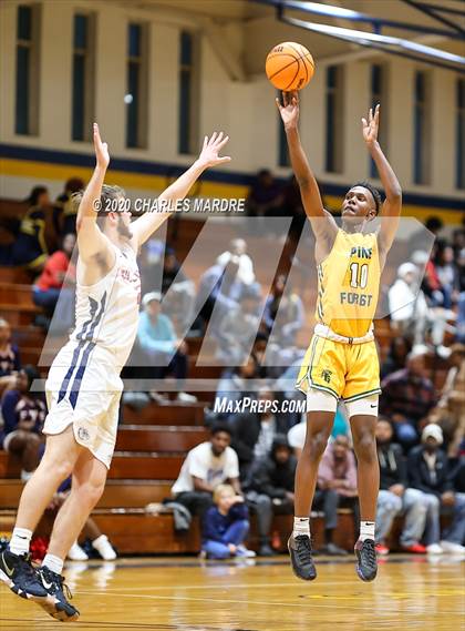 Thumbnail 3 in Terry Sanford vs. Pine Forest photogallery.