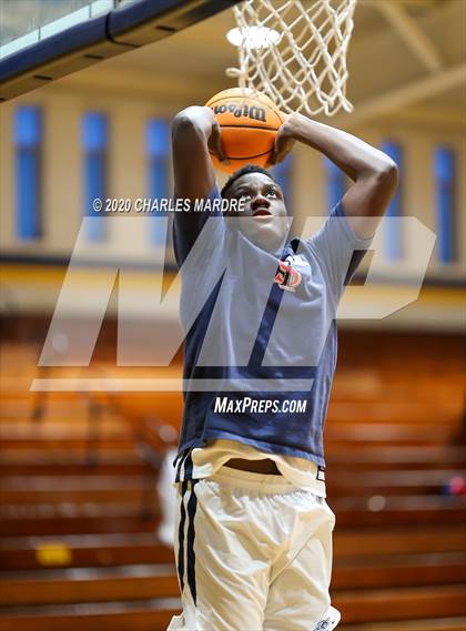 Thumbnail 3 in Terry Sanford vs. Pine Forest photogallery.