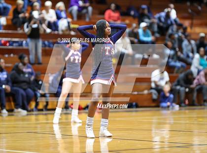 Thumbnail 2 in Terry Sanford vs. Pine Forest photogallery.