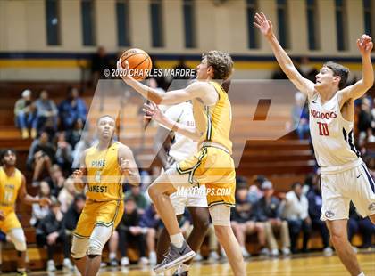 Thumbnail 2 in Terry Sanford vs. Pine Forest photogallery.