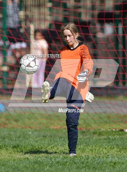 Thumbnail 2 in Western Sierra Collegiate Academy @ Sacramento Country Day photogallery.