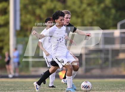 Thumbnail 1 in Riverside-Durham @ Panther Creek photogallery.