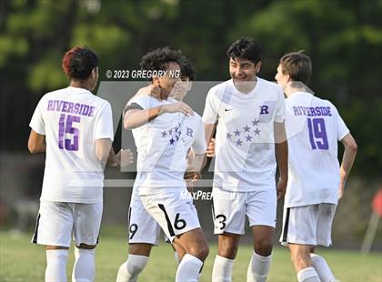 Thumbnail 1 in Riverside-Durham @ Panther Creek photogallery.