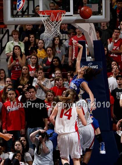 Thumbnail 2 in Mercy vs. Norwich Free Academy (CIAC Class LL Final) photogallery.