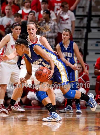 Thumbnail 2 in Mercy vs. Norwich Free Academy (CIAC Class LL Final) photogallery.