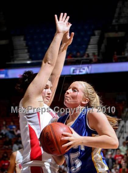Thumbnail 1 in Mercy vs. Norwich Free Academy (CIAC Class LL Final) photogallery.