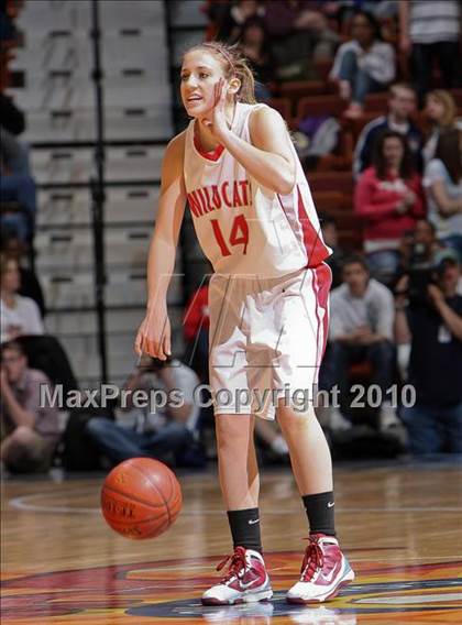 Thumbnail 2 in Mercy vs. Norwich Free Academy (CIAC Class LL Final) photogallery.