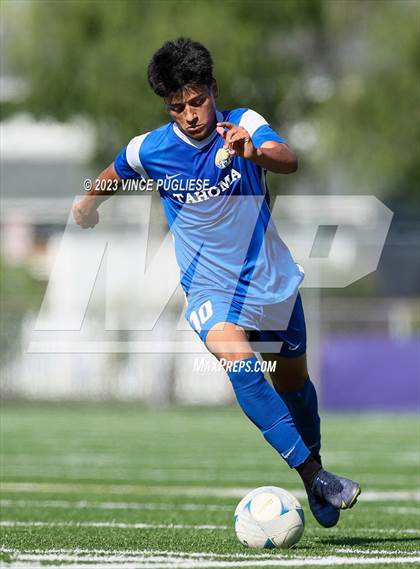 Thumbnail 1 in Skyline @ Tahoma (WIAA 4A Semi-Final) photogallery.