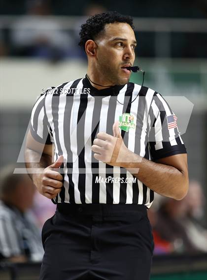 Thumbnail 1 in Wheelersburg vs Garaway (OHSAA D3 Regional Semifinal) photogallery.
