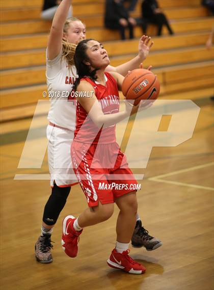 Thumbnail 2 in Saint Mary's vs. California photogallery.