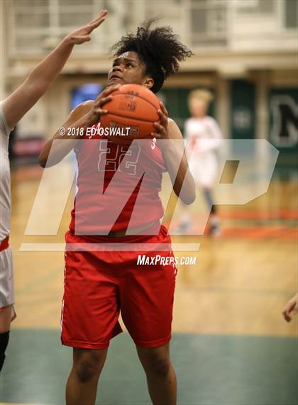 Thumbnail 3 in Saint Mary's vs. California photogallery.