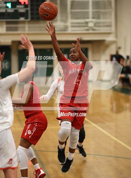 Thumbnail 2 in Saint Mary's vs. California photogallery.