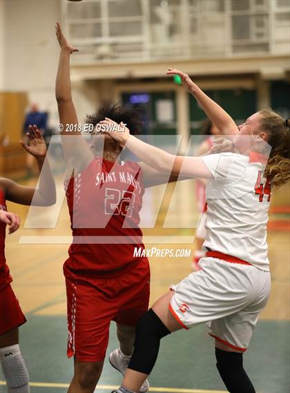 Thumbnail 3 in Saint Mary's vs. California photogallery.