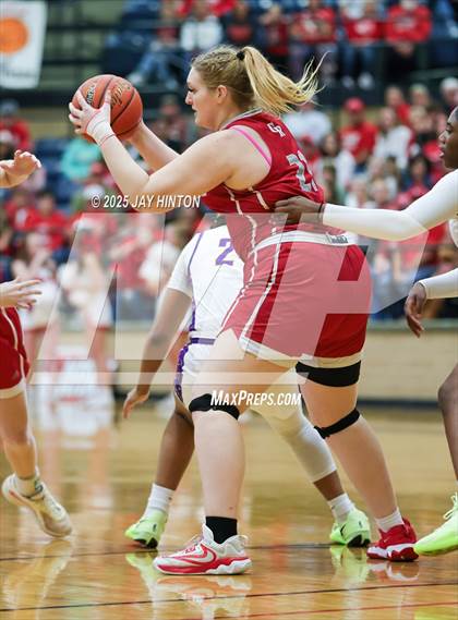 Thumbnail 1 in Glen Rose vs. Dallas Lincoln (UIL Girls Class 4A Div. II State Semifinal) photogallery.