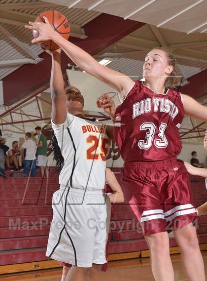 Thumbnail 3 in Rio Vista @ Encina Prep photogallery.