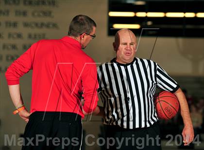 Thumbnail 1 in La Quinta vs. Palm Desert (MaxPreps Holiday Classic) photogallery.
