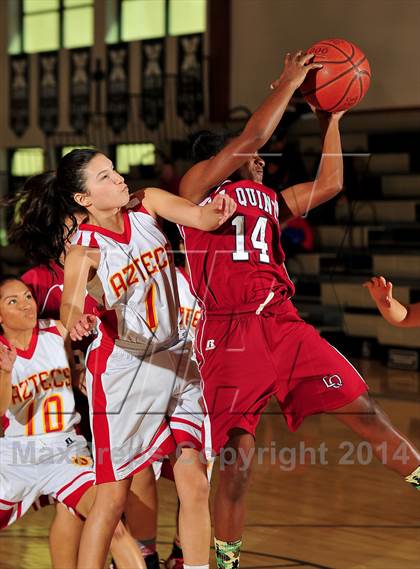 Thumbnail 2 in La Quinta vs. Palm Desert (MaxPreps Holiday Classic) photogallery.