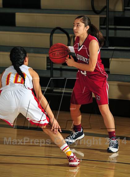 Thumbnail 3 in La Quinta vs. Palm Desert (MaxPreps Holiday Classic) photogallery.