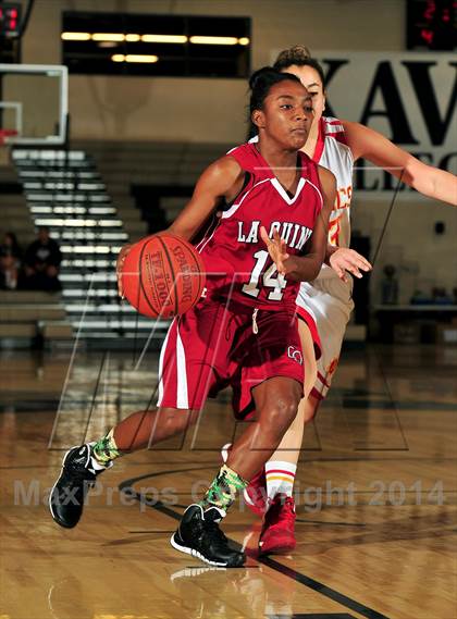 Thumbnail 2 in La Quinta vs. Palm Desert (MaxPreps Holiday Classic) photogallery.