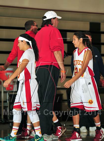 Thumbnail 3 in La Quinta vs. Palm Desert (MaxPreps Holiday Classic) photogallery.