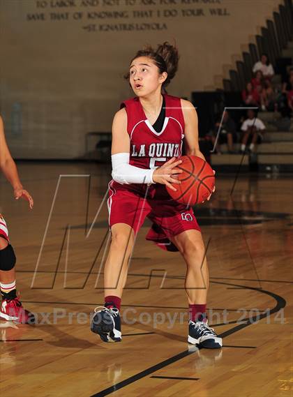 Thumbnail 3 in La Quinta vs. Palm Desert (MaxPreps Holiday Classic) photogallery.