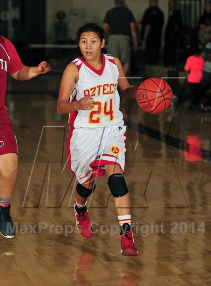 Thumbnail 2 in La Quinta vs. Palm Desert (MaxPreps Holiday Classic) photogallery.