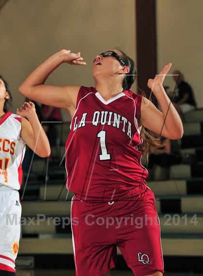 Thumbnail 1 in La Quinta vs. Palm Desert (MaxPreps Holiday Classic) photogallery.