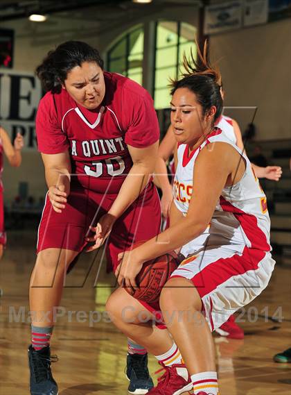 Thumbnail 3 in La Quinta vs. Palm Desert (MaxPreps Holiday Classic) photogallery.