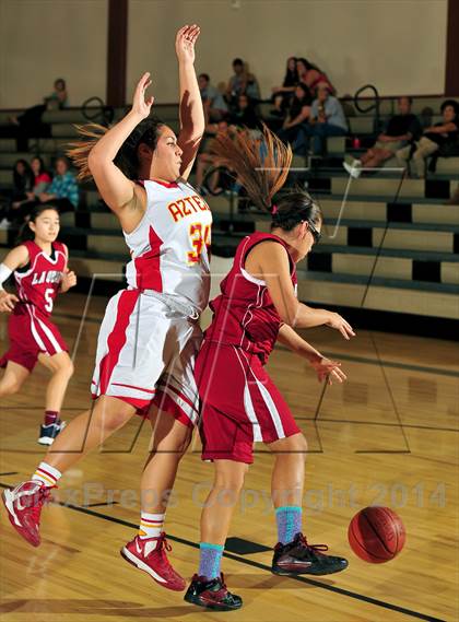 Thumbnail 3 in La Quinta vs. Palm Desert (MaxPreps Holiday Classic) photogallery.