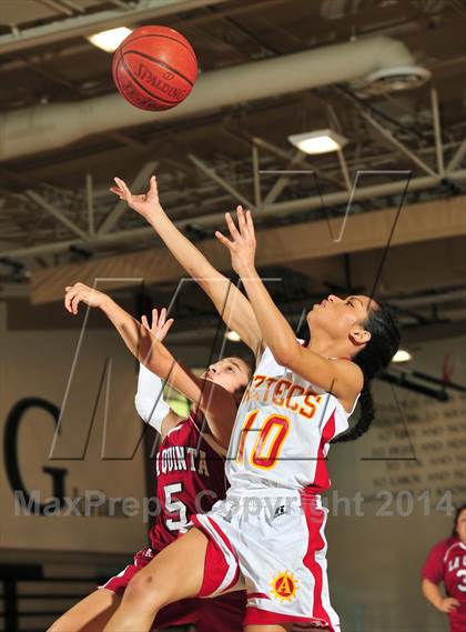Thumbnail 1 in La Quinta vs. Palm Desert (MaxPreps Holiday Classic) photogallery.