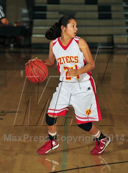 Thumbnail 1 in La Quinta vs. Palm Desert (MaxPreps Holiday Classic) photogallery.