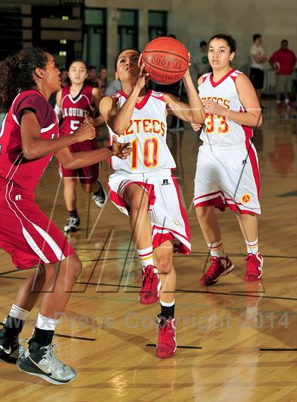 Thumbnail 3 in La Quinta vs. Palm Desert (MaxPreps Holiday Classic) photogallery.