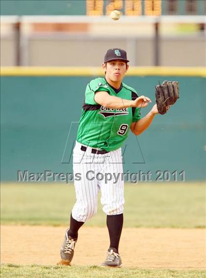 Thumbnail 2 in Guyer @ Carroll photogallery.