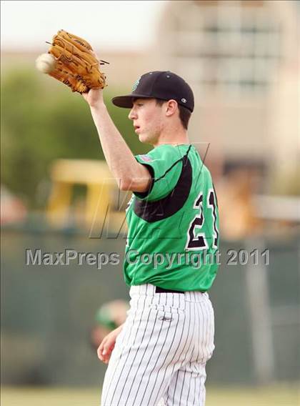 Thumbnail 2 in Guyer @ Carroll photogallery.
