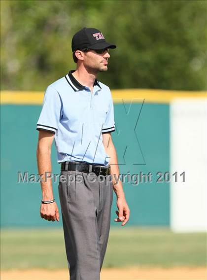 Thumbnail 3 in Guyer @ Carroll photogallery.