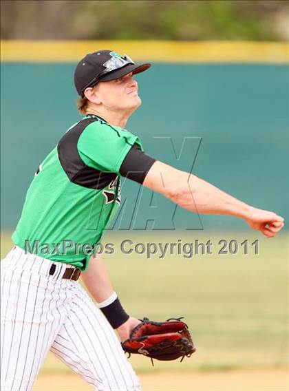 Thumbnail 2 in Guyer @ Carroll photogallery.