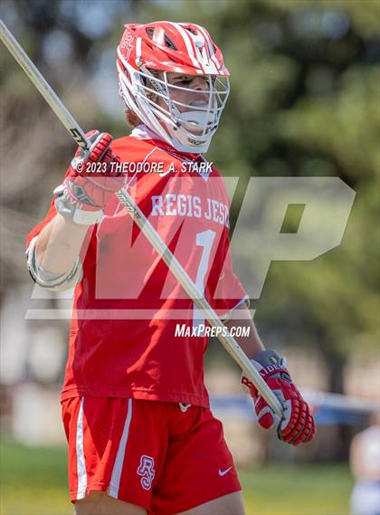 Thumbnail 2 in Regis Jesuit photogallery.