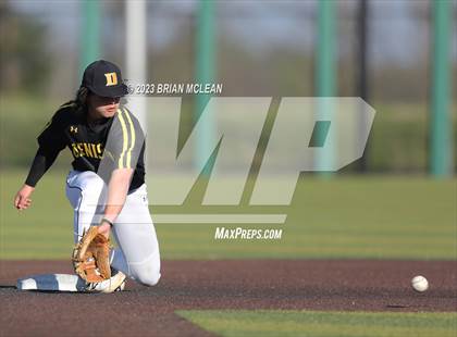 Thumbnail 3 in Huntsville @ Denison (Johnson County Classic) photogallery.