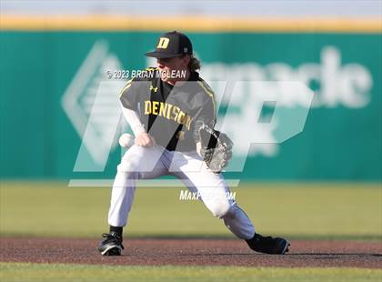 Thumbnail 3 in Huntsville @ Denison (Johnson County Classic) photogallery.