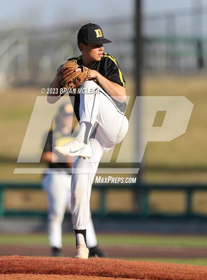 Thumbnail 1 in Huntsville @ Denison (Johnson County Classic) photogallery.