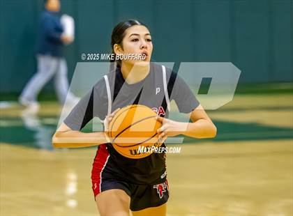 Thumbnail 1 in Rio Mesa @ Santa Barbara photogallery.