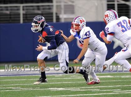 Thumbnail 1 in Midway vs. Ryan (4A Division 1 Region 1 Semifinals) photogallery.